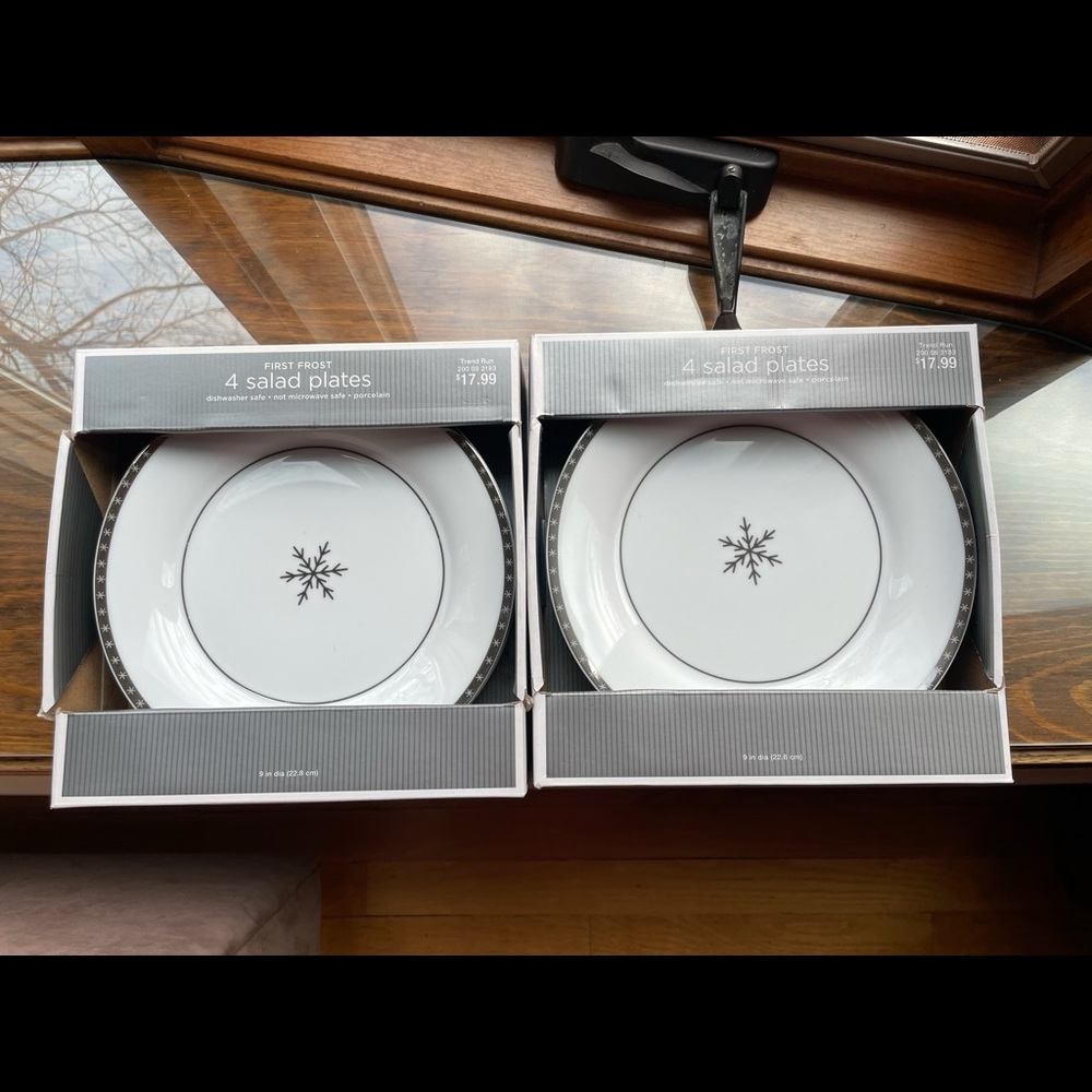 Holiday Christmas Winter Salad Plates, Two Sets of 4 Plates, 8 Plates Total!